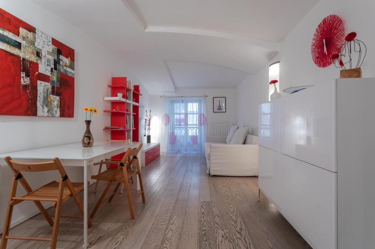 Red Studio Near Porta Nuova By Wonderful Italy Turin Ngoại thất bức ảnh