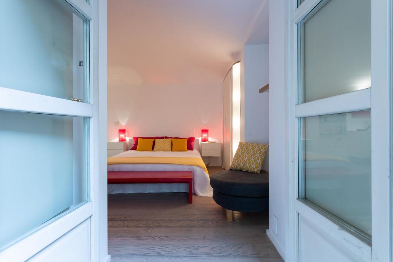 Red Studio Near Porta Nuova By Wonderful Italy Turin Ngoại thất bức ảnh