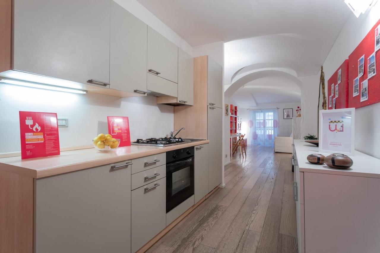 Red Studio Near Porta Nuova By Wonderful Italy Turin Ngoại thất bức ảnh