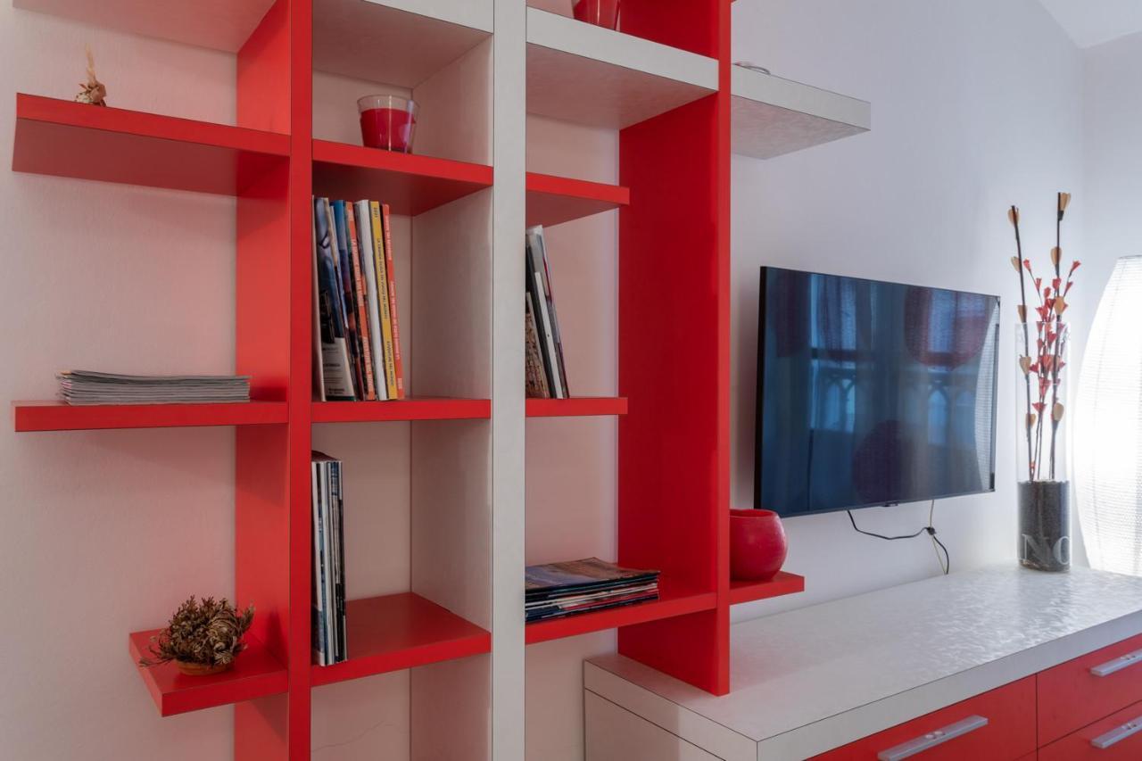 Red Studio Near Porta Nuova By Wonderful Italy Turin Ngoại thất bức ảnh